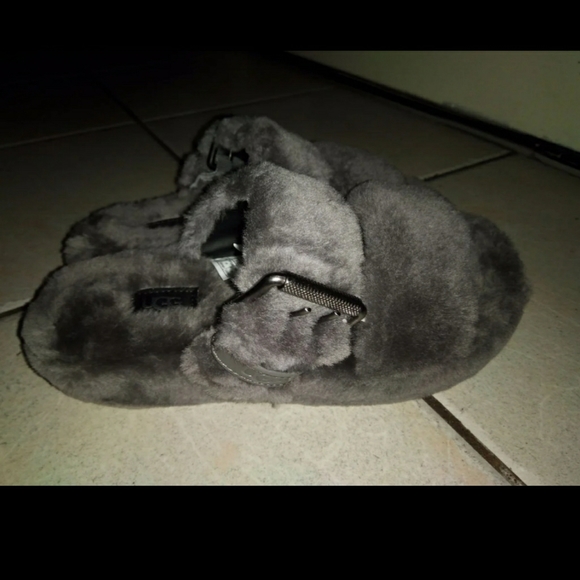 Not for sale UGG FUZZ YEAH IN GRAY - Picture 3 of 3